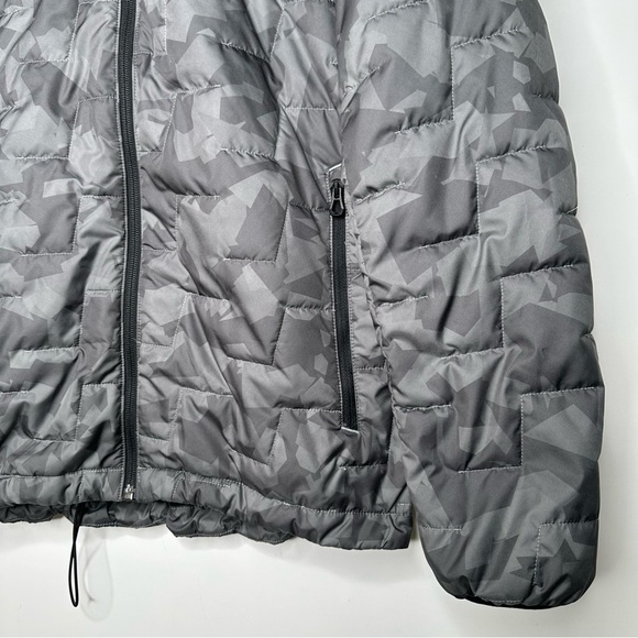 Helly Hansen Men's LIFALOFT™ Hooded Insulator Jacket in Charcoal Camo Size Small - Picture 6 of 15